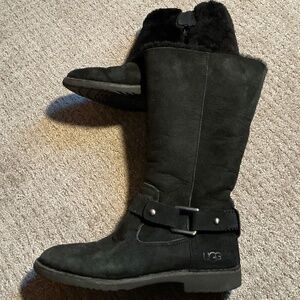UGG Braiden Boot